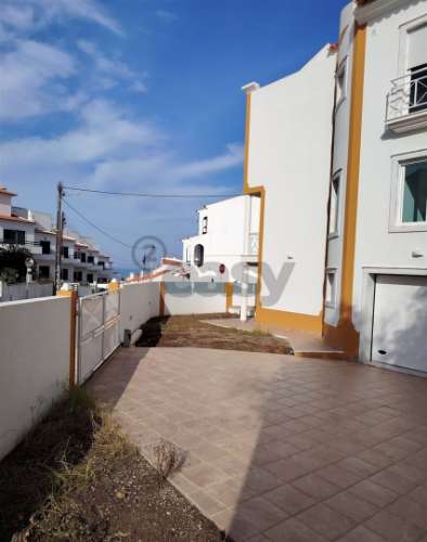 Moradia T3+1 na Ericeira