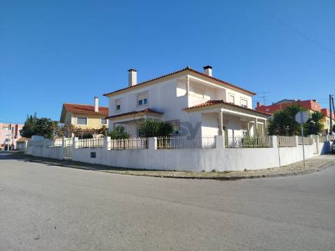 Moradia T4 em Tomar