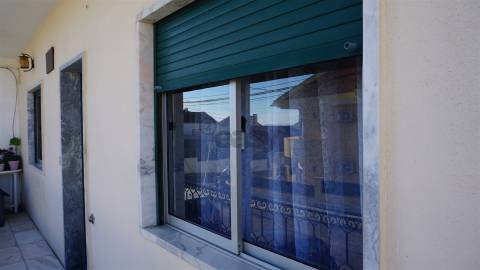 Moradia para Restaurar T3 Venda em Santa Iria de Azoia, São João da Talha e Bobadela,Loures