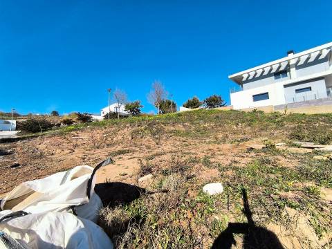 Terreno Urbano – Urb. Santa Cecília, Pero Negro, Sapataria