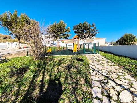 Terreno Urbano – Urb. Santa Cecília, Pero Negro, Sapataria