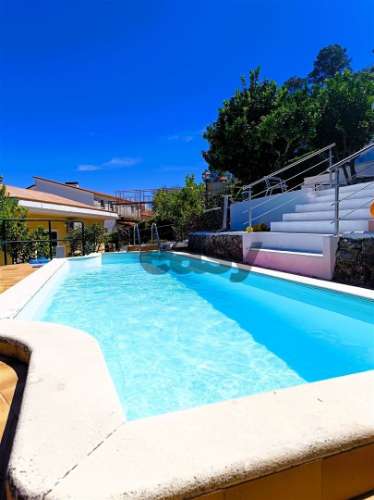 TERRENO COM ANEXO E PISCINA