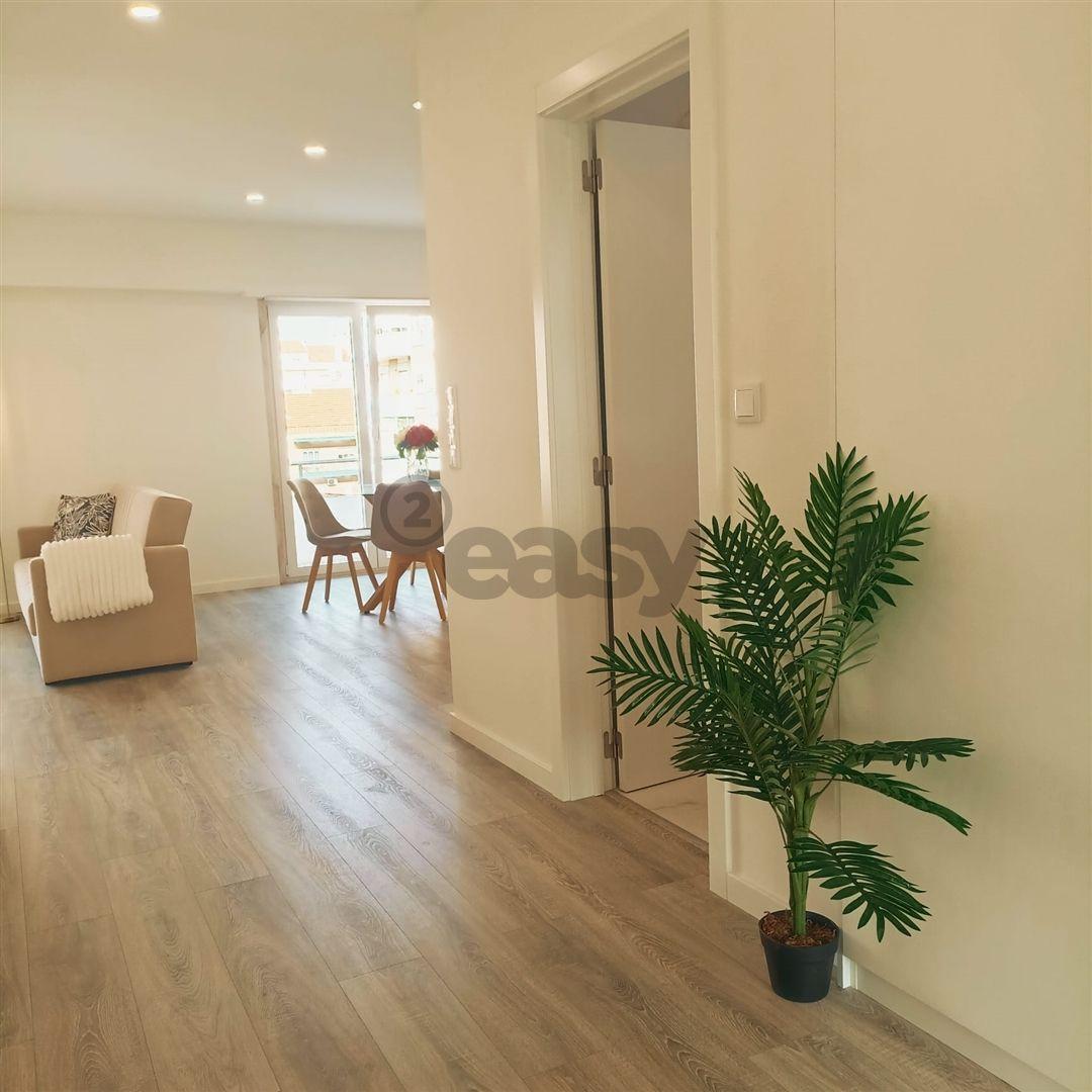Apartamento T3 em Benfica Portugal