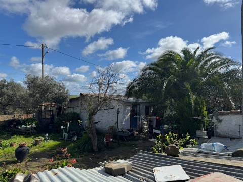 Habitação 4 divisões para remodelar, Castro Verde, Alentejo, Portugal