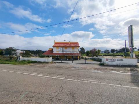 Restaurante T4+4 Venda em Casais e Alviobeira,Tomar