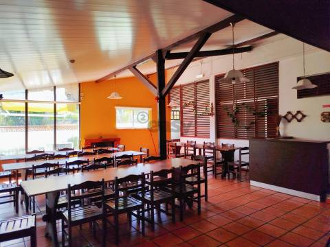 Restaurante T4+4 Venda em Casais e Alviobeira,Tomar