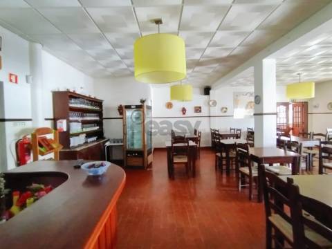 Restaurante T4+4 Venda em Casais e Alviobeira,Tomar