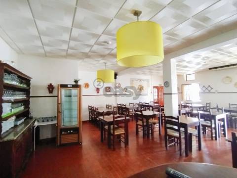 Restaurante T4+4 Venda em Casais e Alviobeira,Tomar