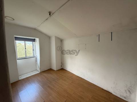 Moradia t3 Mondrões