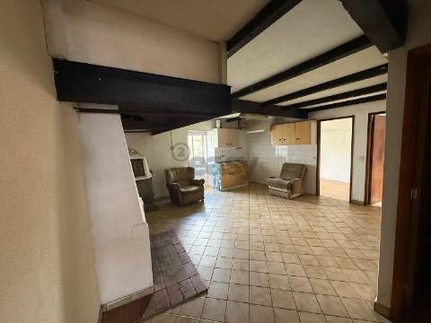 Moradia t3 Mondrões