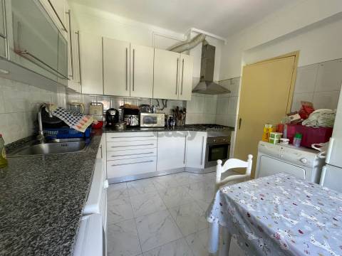 Apartamento na Reboleira