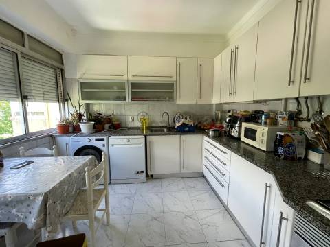 Apartamento na Reboleira
