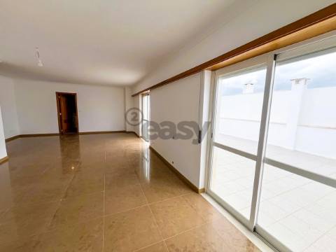 Moradia T4  na Cotovia, Sesimbra