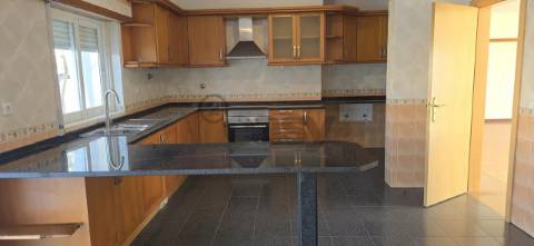 Moradia T4  na Cotovia, Sesimbra