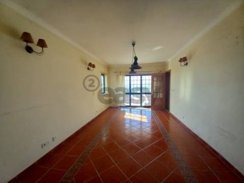 Moradia Geminada T4+1 Venda em Santo Isidoro,Mafra