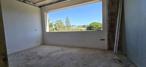 Moradia Térrea de Luxo com piscina