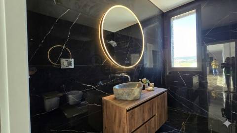 Moradia Térrea de Luxo com piscina