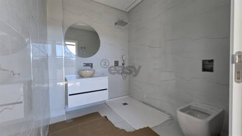 Moradia Térrea de Luxo com piscina