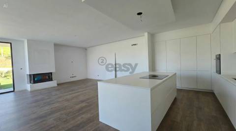 Moradia Térrea de Luxo com piscina