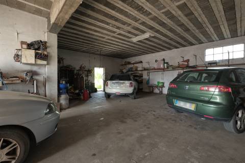 Moradia T3 com garagem e Quintal, São Cristóvão, Montemor-o-Novo