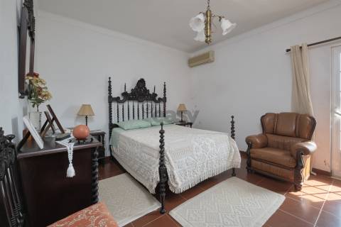 Moradia T3 com garagem e Quintal, São Cristóvão, Montemor-o-Novo