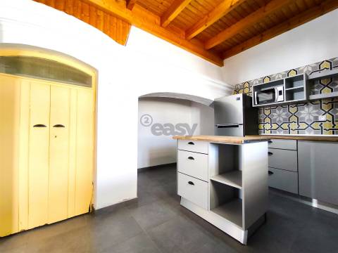 Moradia térrea T2 c/ amplo logradouro, Alvalade, Santiago do Cacém