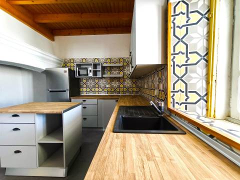 Moradia térrea T2 c/ amplo logradouro, Alvalade, Santiago do Cacém