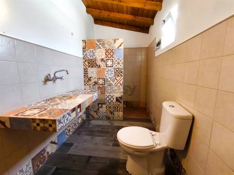 Moradia térrea T2 c/ amplo logradouro, Alvalade, Santiago do Cacém