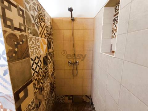 Moradia térrea T2 c/ amplo logradouro, Alvalade, Santiago do Cacém