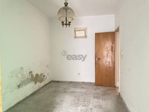 Duo 24 – Imóvel para Investimento, c/ projecto, em Borba, Alentejo