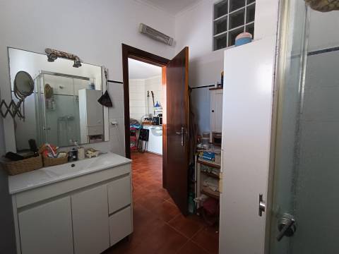 Moradia T2 remodelada com Jardim + Anexo + Tanque, São Domingos, Santiago do Cacém