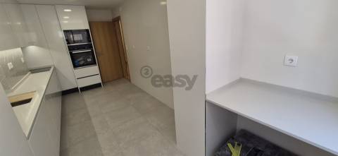 T3 Duplex novo na Venda Nova