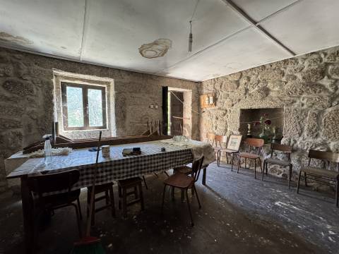 Quintinha T3 Venda em Moimenta,Terras de Bouro