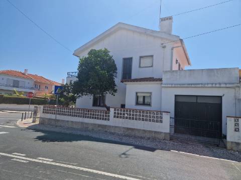 Moradia T3+1 Venda em Cascais e Estoril,Cascais