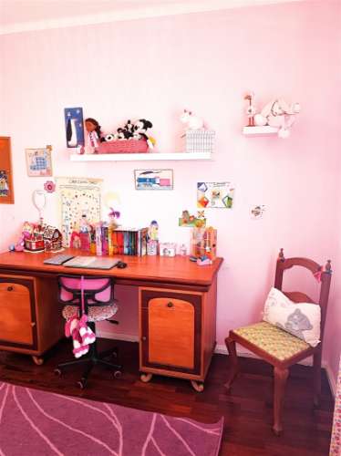 Moradia T5 à Venda em Almeirim – Espaço, Conforto e Funcionalidade!