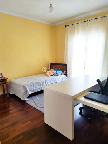 Moradia T5 à Venda em Almeirim – Espaço, Conforto e Funcionalidade!