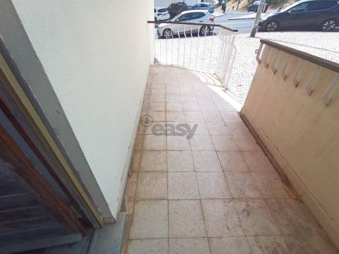 Apartamento T3, R/C com 2 entradas independentes, Fontainhas, Cascais