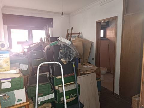 Apartamento T3, R/C com 2 entradas independentes, Fontainhas, Cascais