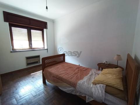 Apartamento T3, R/C com 2 entradas independentes, Fontainhas, Cascais
