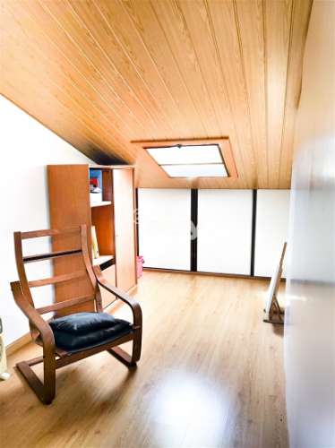 Apartamento T3+2 -– Almeirim