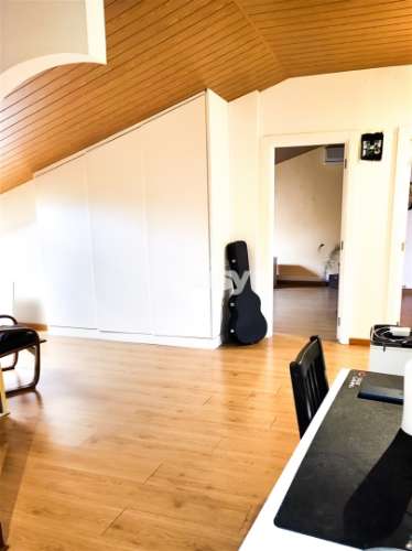 Apartamento T3+2 -– Almeirim