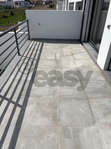 Moradia T4  a 2 Minutos da Praia Azul