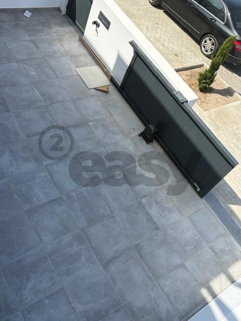 Moradia T4  a 2 Minutos da Praia Azul