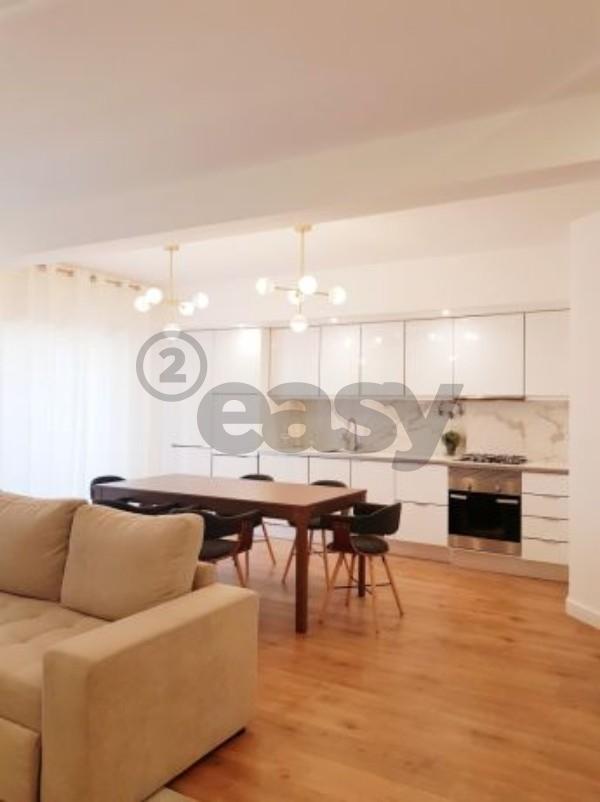 &#127969; Apartamento T2 Remodelado – Urbanização do Infantado, Loures