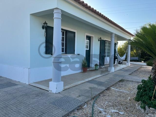 Excelente Moradia com Terreno a 40 min de Lisboa