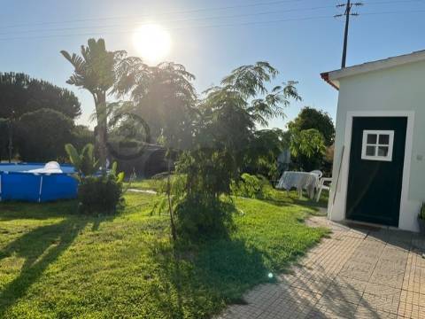 Excelente Moradia com Terreno a 40 min de Lisboa