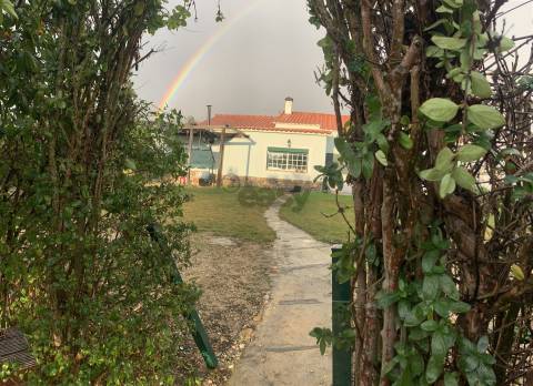 Excelente Moradia com Terreno a 40 min de Lisboa