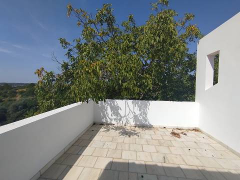 Oportunidade Única na ALDEIA DE CEM SOLDOS – Três Habitações numa Só Propriedade!