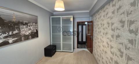 T2 na Reboleira remodelado, mobilado e equipado