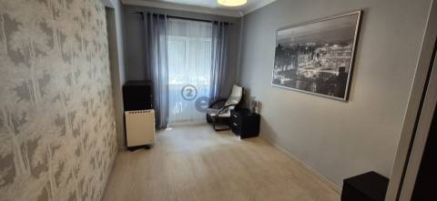 T2 na Reboleira remodelado, mobilado e equipado